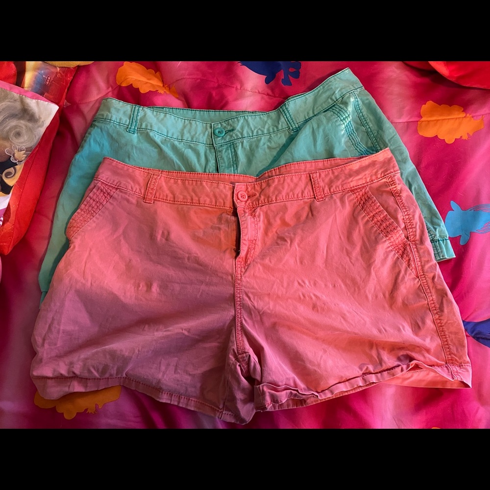 2 pairs of size 22 shorts- Maurices